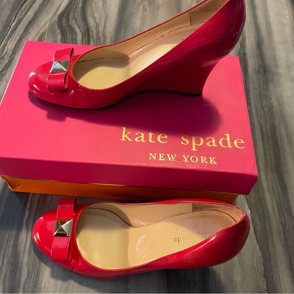 Kate Spade Glossy Red Wedges